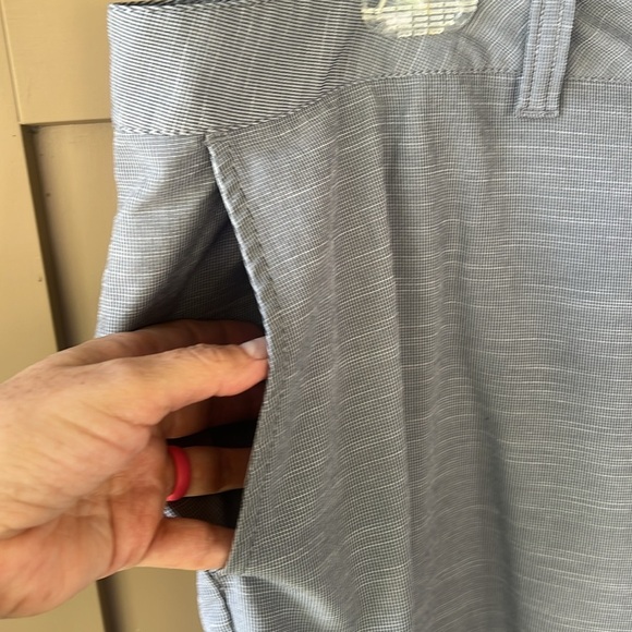 Travis Mathew Men’s 40 Gray Space Dye 10” Inseam Essential Shorts - Picture 3 of 7